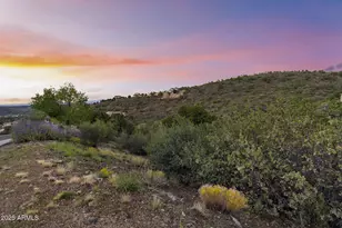 846 City Lights Lights, Prescott, AZ 86303 - Photo 2