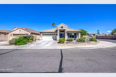 4240 E Amarillo Drive, San Tan Valley, AZ 85140 - Photo 4