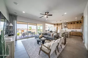 11597 N 169th Ave, Surprise, AZ 85388 - Photo 10