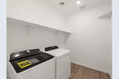 15818 W Gray Fox Trail, Surprise, AZ 85387 - Photo 18