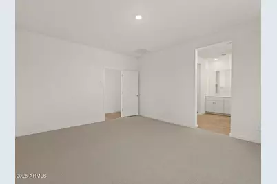 15818 W Gray Fox Trail, Surprise, AZ 85387 - Photo 14