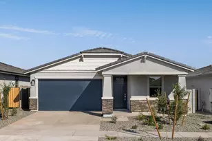 15818 W Gray Fox Trl, Surprise, AZ 85387 - Photo 2