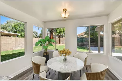 21927 N 74th Lane, Glendale, AZ 85310 - Photo 8