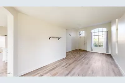 21927 N 74th Lane, Glendale, AZ 85310 - Photo 6