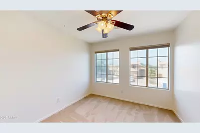 21927 N 74th Lane, Glendale, AZ 85310 - Photo 18