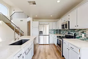 21927 N 74th Ln, Glendale, AZ 85310 - Photo 10