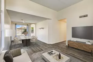 21927 N 74th Ln, Glendale, AZ 85310 - Photo 10