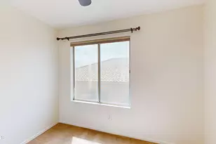 21927 N 74th Ln, Glendale, AZ 85310 - Photo 16