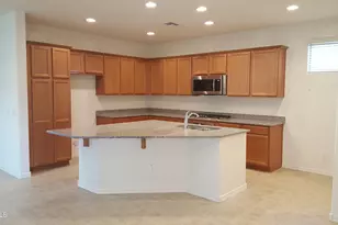 2258 S Wallrade Ln, Gilbert, AZ 85295 - Photo 4