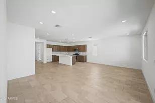 15162 W Gray Fox Trl, Surprise, AZ 85387 - Photo 24