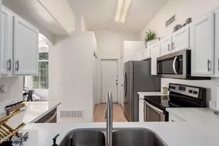 178 W Jasper Dr, Gilbert, AZ 85233 - Photo 12