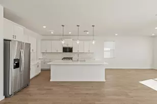 15983 W Desert Spoon Dr, Surprise, AZ 85387 - Photo 10