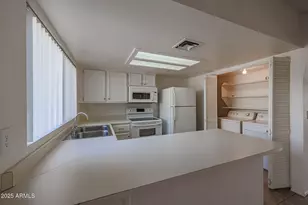 7801 N 44th Dr, Glendale, AZ 85301 - Photo 8