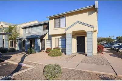 7801 N 44th Drive #1039, Glendale, AZ 85301 - Photo 2