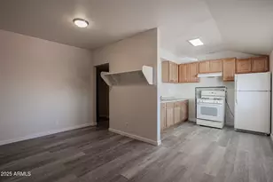 864 E Chandler Blvd, Chandler, AZ 85225 - Photo 4