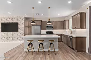 2121 W Sonoran Desert Dr, Phoenix, AZ 85085 - Photo 1