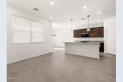 16035 W Bronco Trail, Surprise, AZ 85387 - Photo 10