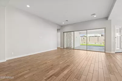 6854 N 190th Avenue, Waddell, AZ 85355 - Photo 2