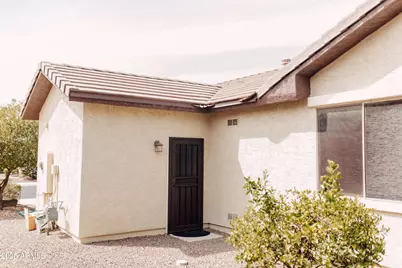 20595 N 262nd Drive, Buckeye, AZ 85396 - Photo 8