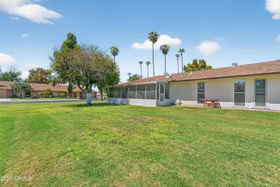 9821 W Pleasant Valley Road, Sun City, AZ 85351 - Photo 36