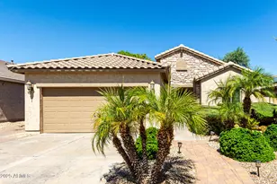 17952 W Lawrence Ln, Waddell, AZ 85355 - Photo 2