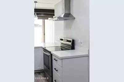 3002 N 32nd Street #19, Phoenix, AZ 85018 - Photo 12