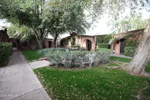 3002 N 32nd St, Phoenix, AZ 85018 - Photo 8