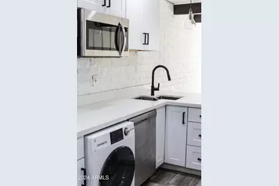 3002 N 32nd Street #19, Phoenix, AZ 85018 - Photo 14