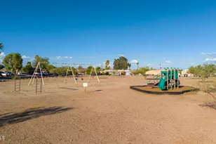 456 Guskin Rd, Morristown, AZ 85342 - Photo 16