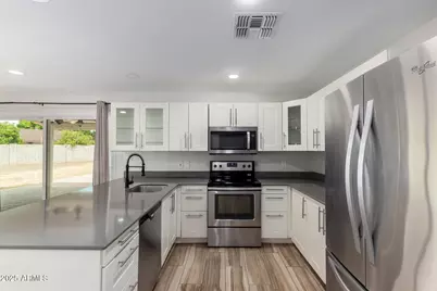 4243 N 85th Drive, Phoenix, AZ 85037 - Photo 12