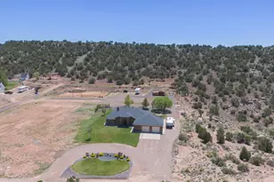 7631 Baldwin Ln, Taylor, AZ 85939 - Photo 2