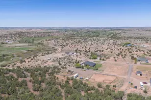 7631 Baldwin Ln, Taylor, AZ 85939 - Photo 4