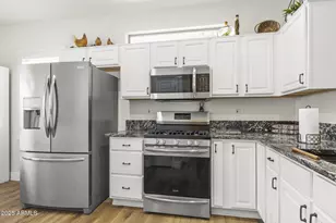 15009 W Wrigley Way, Surprise, AZ 85374 - Photo 6