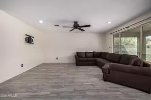 12668 W Glenn Dr, Glendale, AZ 85307 - Photo 6