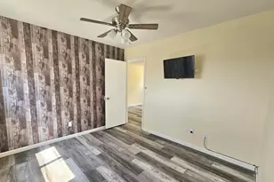 11943 W Delwood Dr, Arizona City, AZ 85123 - Photo 14