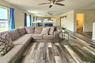 11943 W Delwood Dr, Arizona City, AZ 85123 - Photo 6