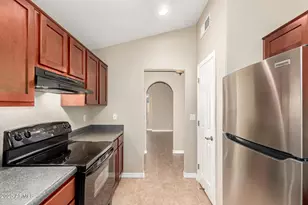 502 E Topeka Dr, Phoenix, AZ 85024 - Photo 2