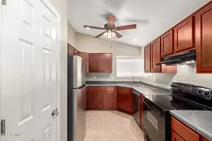 502 E Topeka Dr, Phoenix, AZ 85024 - Photo 6