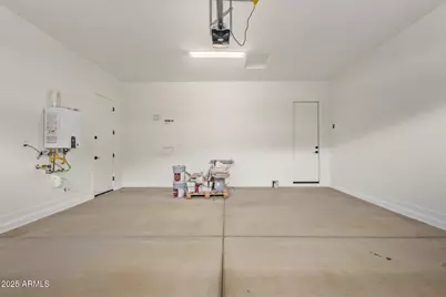 16943 W Desert Lane, Goodyear, AZ 85338 - Photo 26