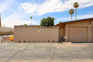 10855 W Santa Fe Dr, Sun City, AZ 85351 - Photo 34