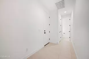 16752 W Saguaro Park Ln, Surprise, AZ 85387 - Photo 30