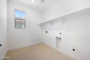 16752 W Saguaro Park Ln, Surprise, AZ 85387 - Photo 34