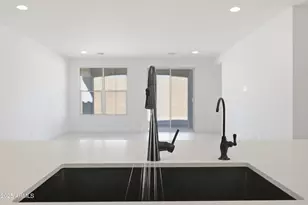 16752 W Saguaro Park Ln, Surprise, AZ 85387 - Photo 14