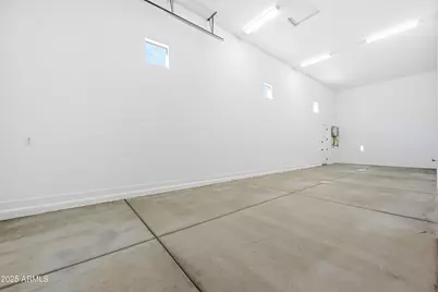 16752 W Saguaro Park Lane, Surprise, AZ 85387 - Photo 36