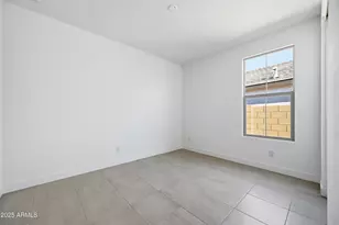 16752 W Saguaro Park Ln, Surprise, AZ 85387 - Photo 26