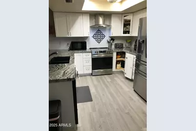 5318 W Shaw Butte Drive W, Glendale, AZ 85304 - Photo 4