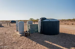 30305 N 243rd Ave, Wittmann, AZ 85361 - Photo 8