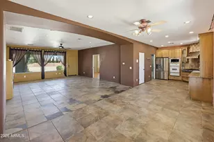 30305 N 243rd Ave, Wittmann, AZ 85361 - Photo 10