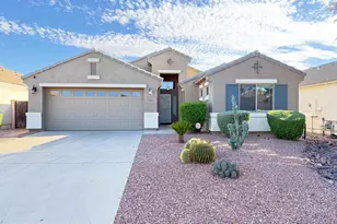 605 E Nancy Ave, San Tan Valley, AZ 85140 - Photo 1