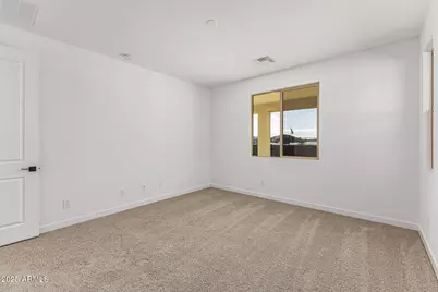 16931 W Desert Lane, Goodyear, AZ 85338 - Photo 18